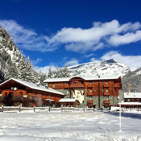 Le Rocher Hotel Champoluc Luaran gambar