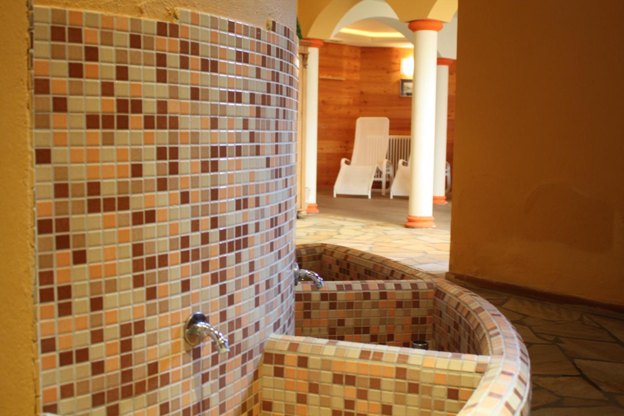 Le Rocher Hotel Champoluc Luaran gambar