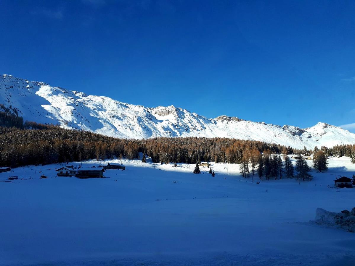 Le Rocher Hotel Champoluc Luaran gambar